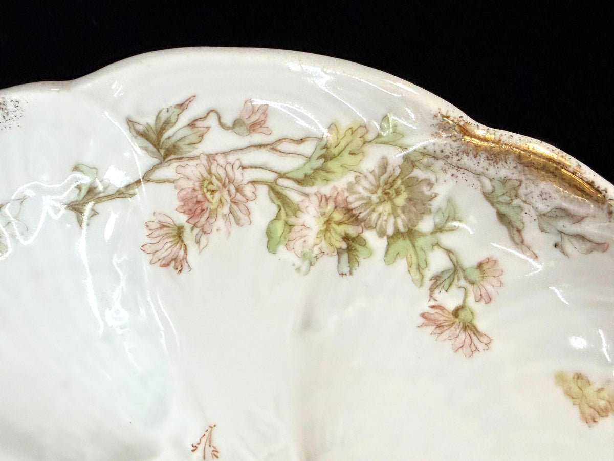 Antique Merkelsgrun Bohemian Austria Floral Oyster Plate Gold Trim A1253