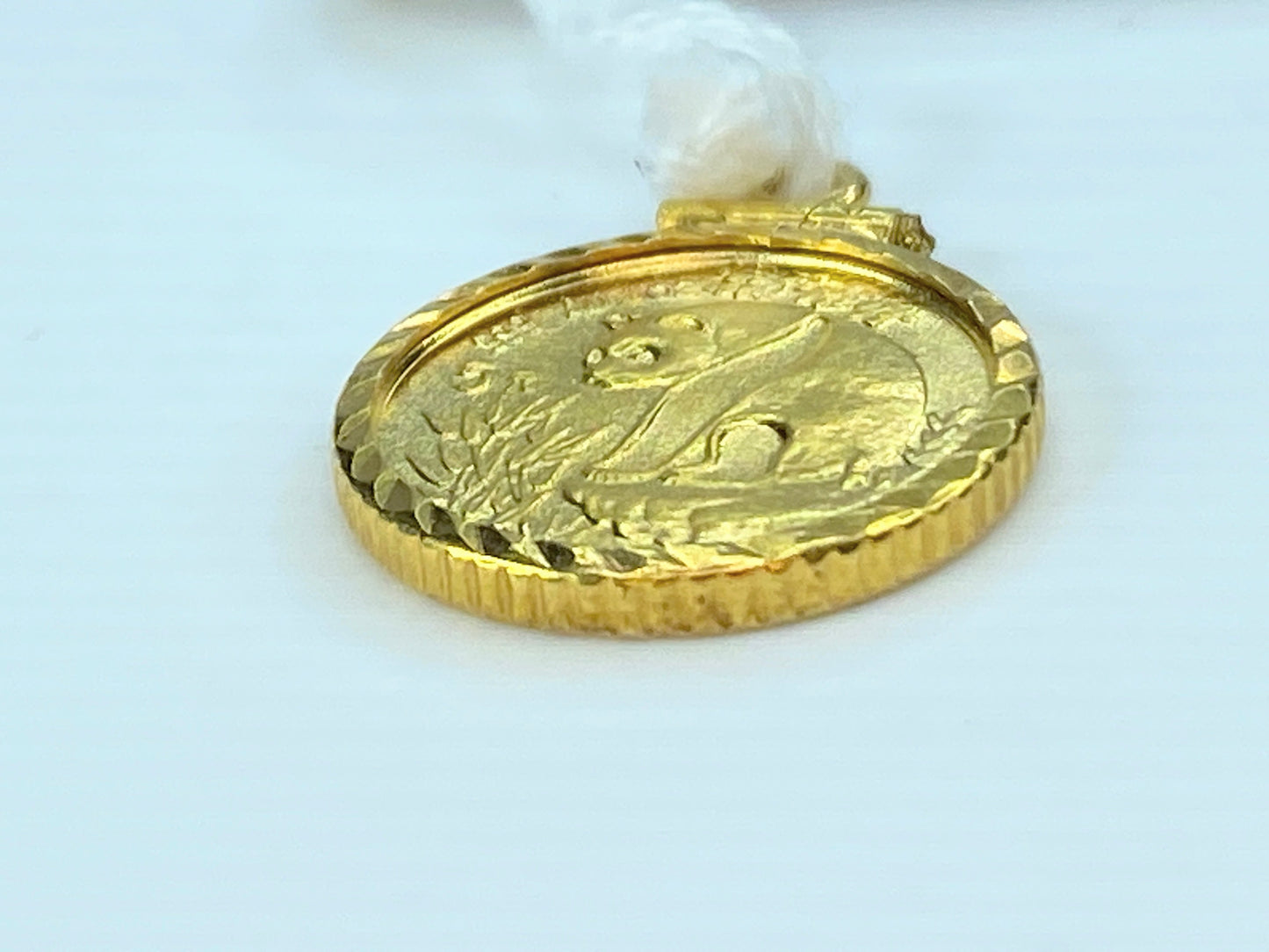 c1993 Panda 5 yuan 1/20oz coin in 14K bezel pendant 2.2g JR9089