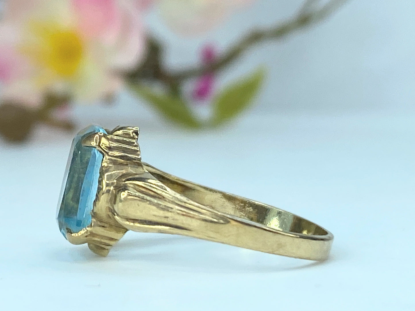 10K yellow gold Art Blue solo stone ring 2.5g s7.5 JR9742