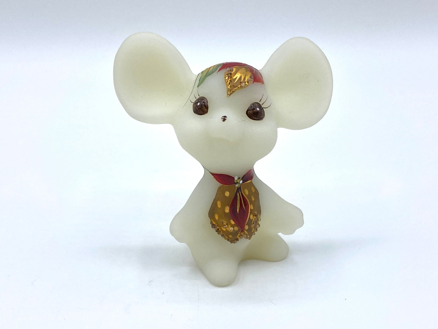 Fenton Poinsettia Opal Satin Glass X'Mas Golden outfit Mouse A. Meeks
