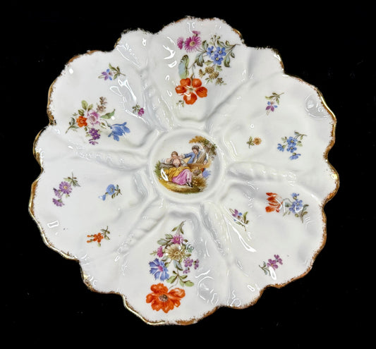 Antique C.M. Hutschenreuther Hohenberg Bavaria Porcelain 9.5" Oyster Plate A1257