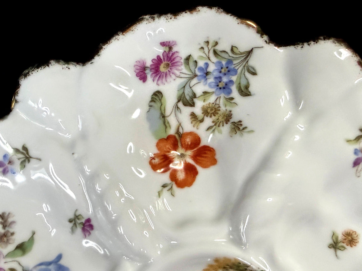 Antique C.M. Hutschenreuther Hohenberg Bavaria Porcelain 9.5" Oyster Plate A1257