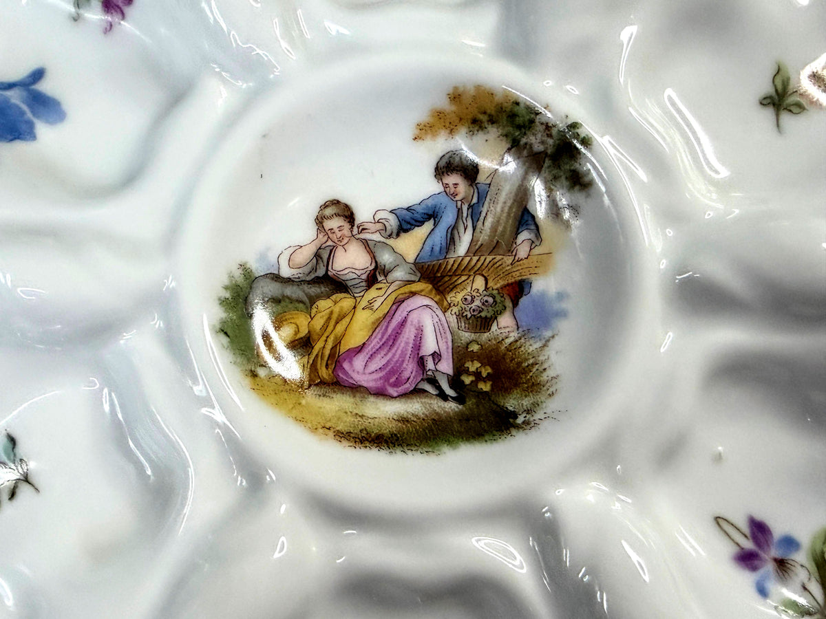 Antique C.M. Hutschenreuther Hohenberg Bavaria Porcelain 9.5" Oyster Plate A1257