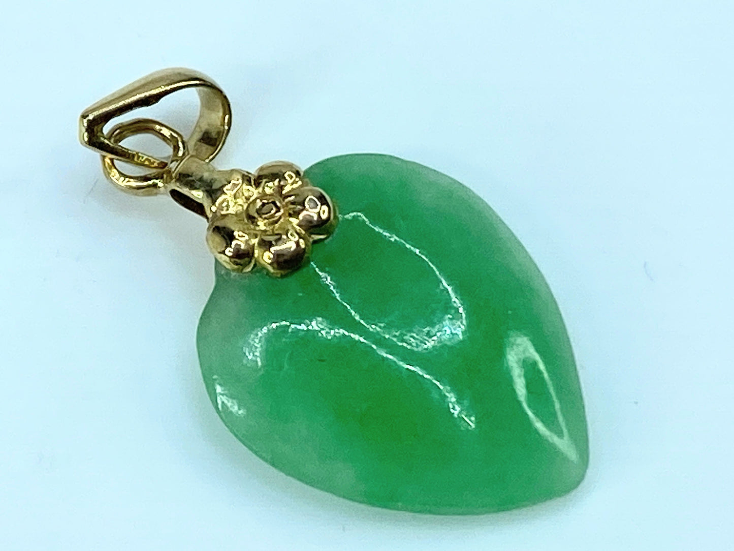 18k gold Jadeite heart pendant JR9594