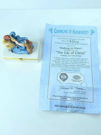 New Limoges The Life of Christ "Walk On Water" Porcelain Trinket Box w/Cert A363