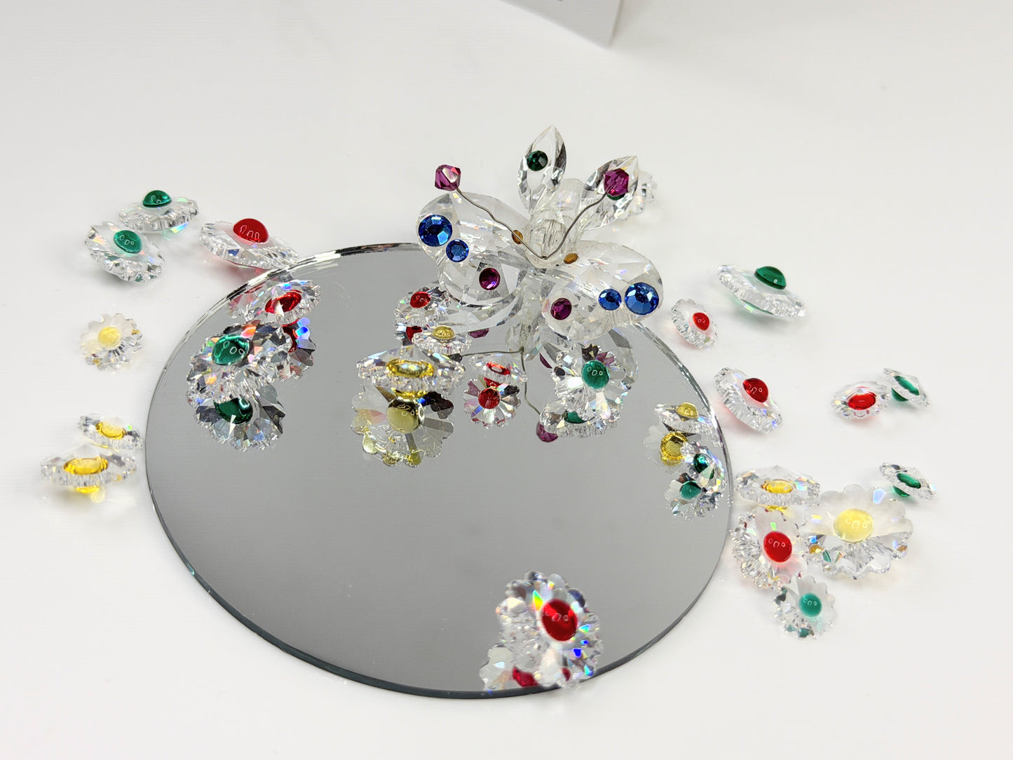 Swarovski Marguerites Mini 1999–2001 Renewal Gift Free crystal butterfly S274