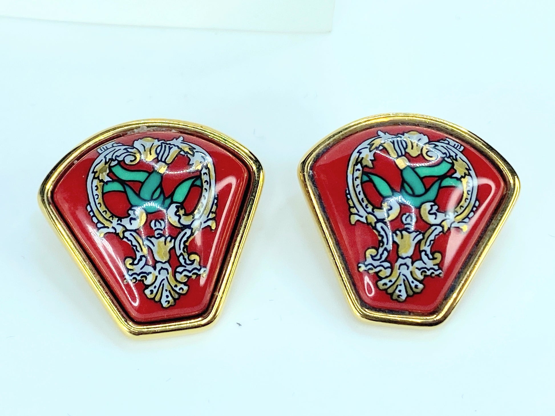 Hermès Earrings Email Multiple colors gold tone clip-on earrings GS323