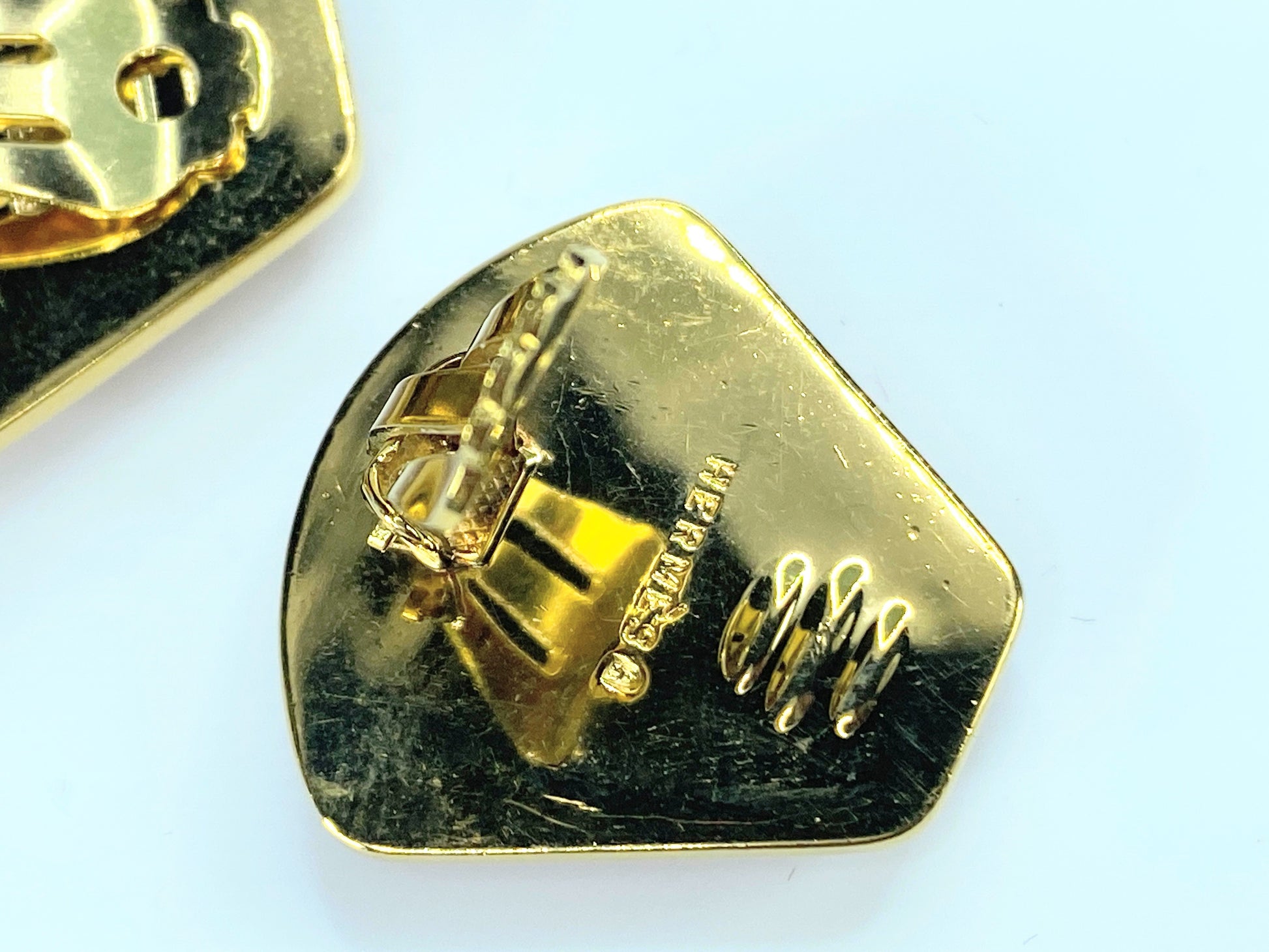 Hermès Earrings Email Multiple colors gold tone clip-on earrings GS323