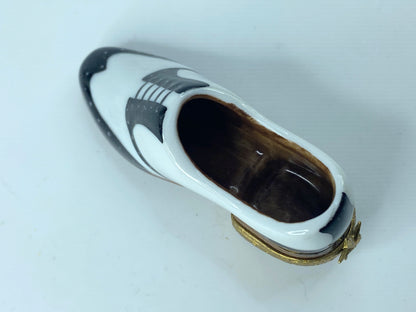 Limoges France Peint Main Golf Shoe trinket box 2 7/8" x 1" x 7/8" A369