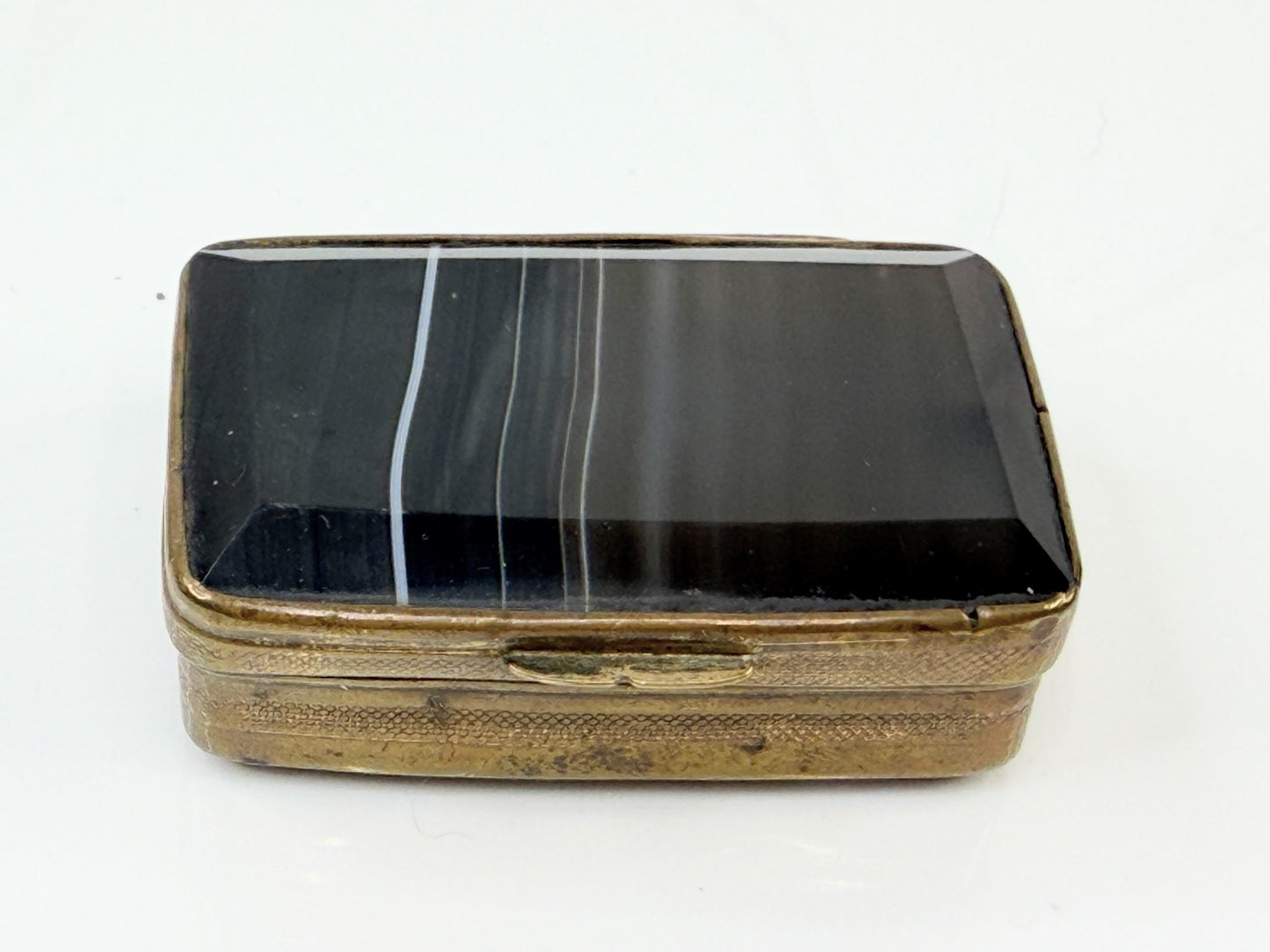 Antique British Banded Agate Gilt Metal Snuff Pill Box SS208