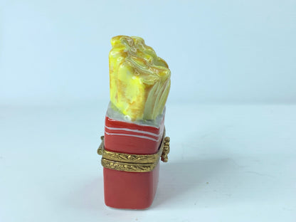 Artoria Limited Edition Limoges Peint Main French Fry trinket box No. 66 2" A373