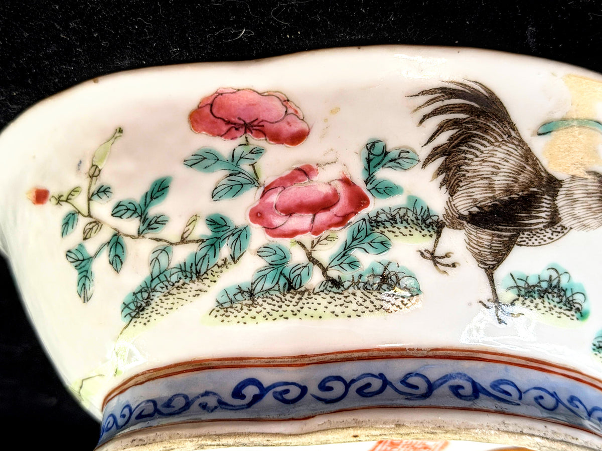 Antique Chinese Tongzhi Rooster Famille Rose Lobed Bowl Clay Seal A1276