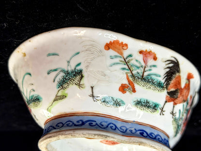 Antique Chinese Tongzhi Rooster Famille Rose Lobed Bowl Clay Seal A1276