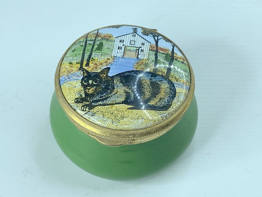 English Enamel Cat pill box Senaway by Vimi Vang Oldsen Trinket Box 2.0" A379