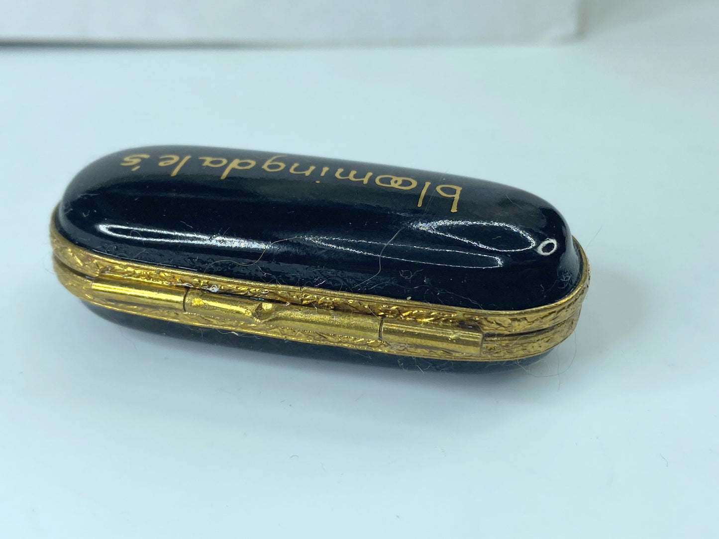 Bloomingdale's designer Sunglasses Limited Edit Limoges Box for collectors A380