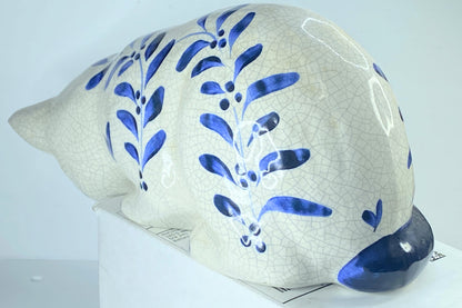 Lovely NP 1993 blue and white crackle glaze crouching Cat 10"x 4.25"x6" A385