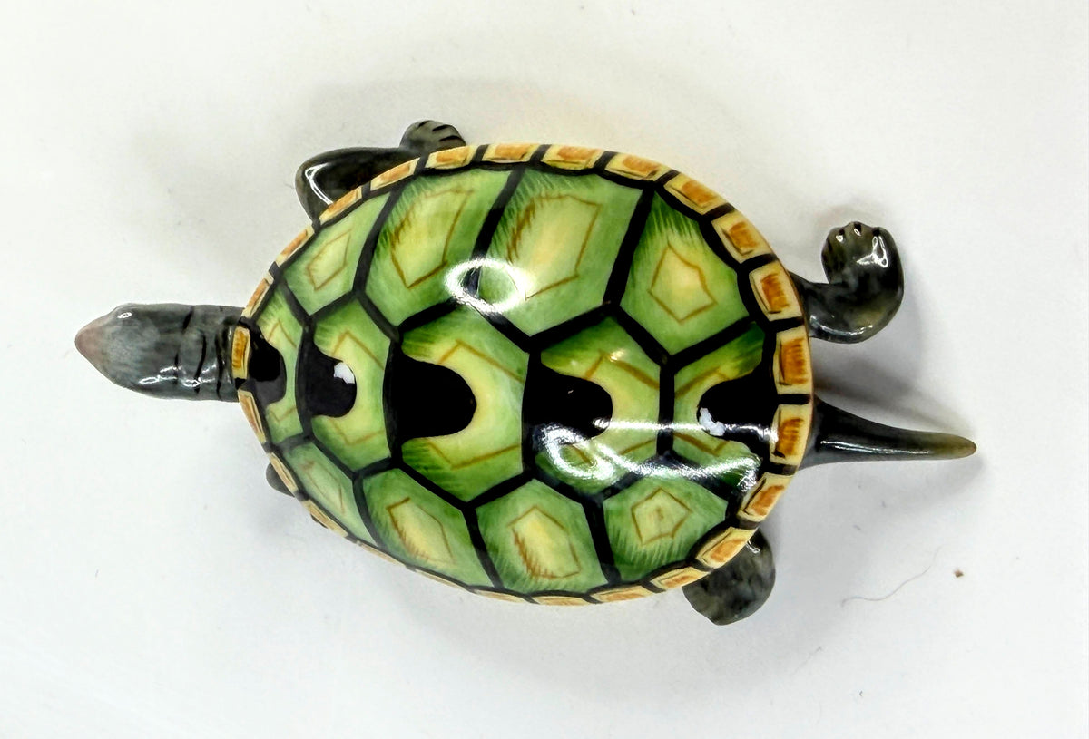 Herend Hungary Green Fishnet Turtle Figurine 15302 Hand Painted A1055