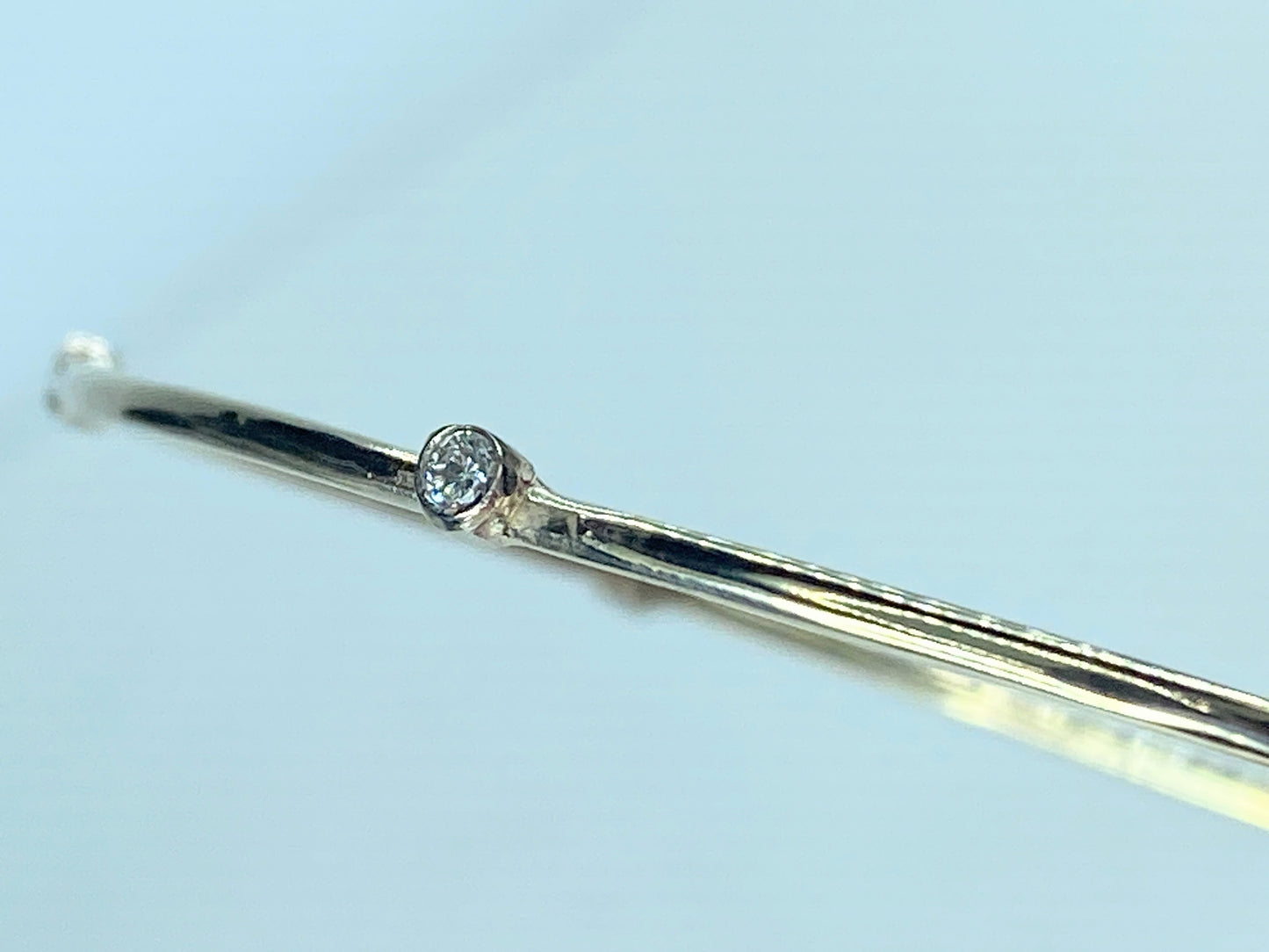 Bezel-Set 0.25ct diamond stackable Bangle Bracelet 14K Yellow gold 7.5"JR871