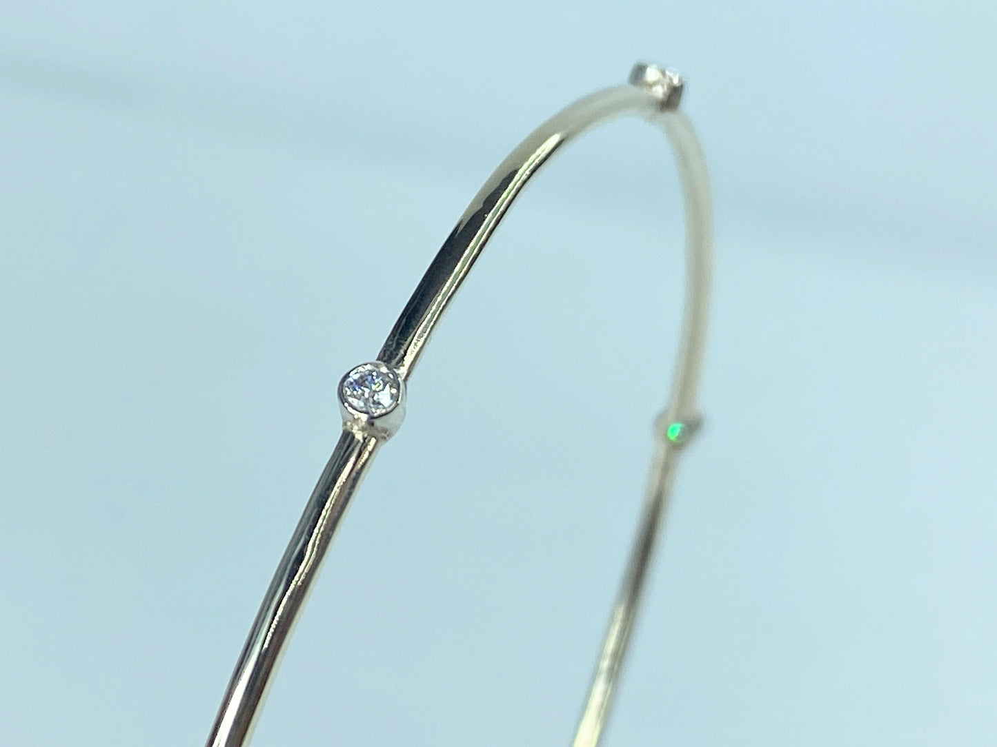 Bezel-Set 0.25ct diamond stackable Bangle Bracelet 14K White gold JR869