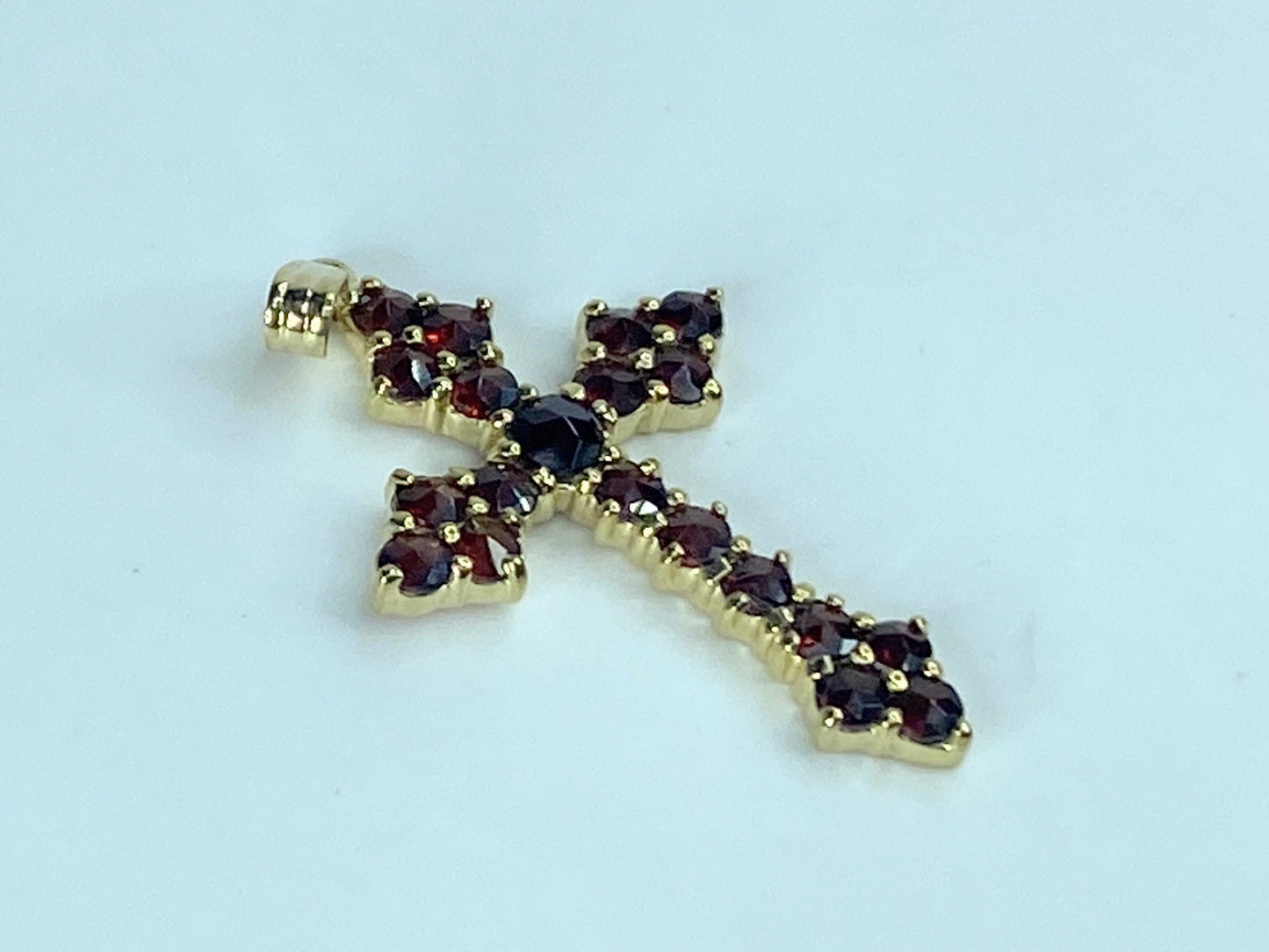 14K yellow gold  Bohemian Red Garnet Gothic Cross Pendant 1  11/16" 2.7g JR875