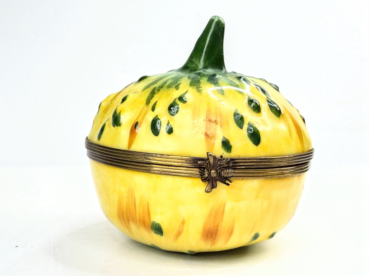Vintage Limoges France Parry Vieille Yellow Melon Trinket Box Bee Clasp A1068