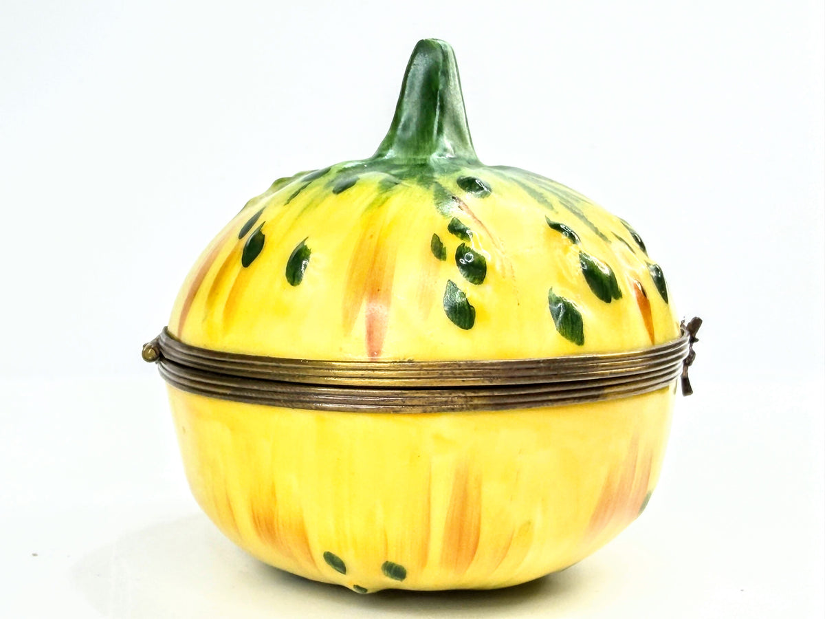 Vintage Limoges France Parry Vieille Yellow Melon Trinket Box Bee Clasp A1068