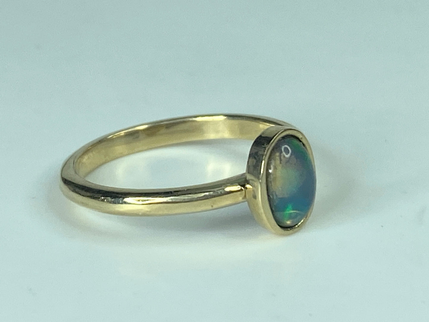 Natural Cabochon 1.25ct Oval Black Opal in 14k Solid Gold Ring 2.5g s6.5 JR882