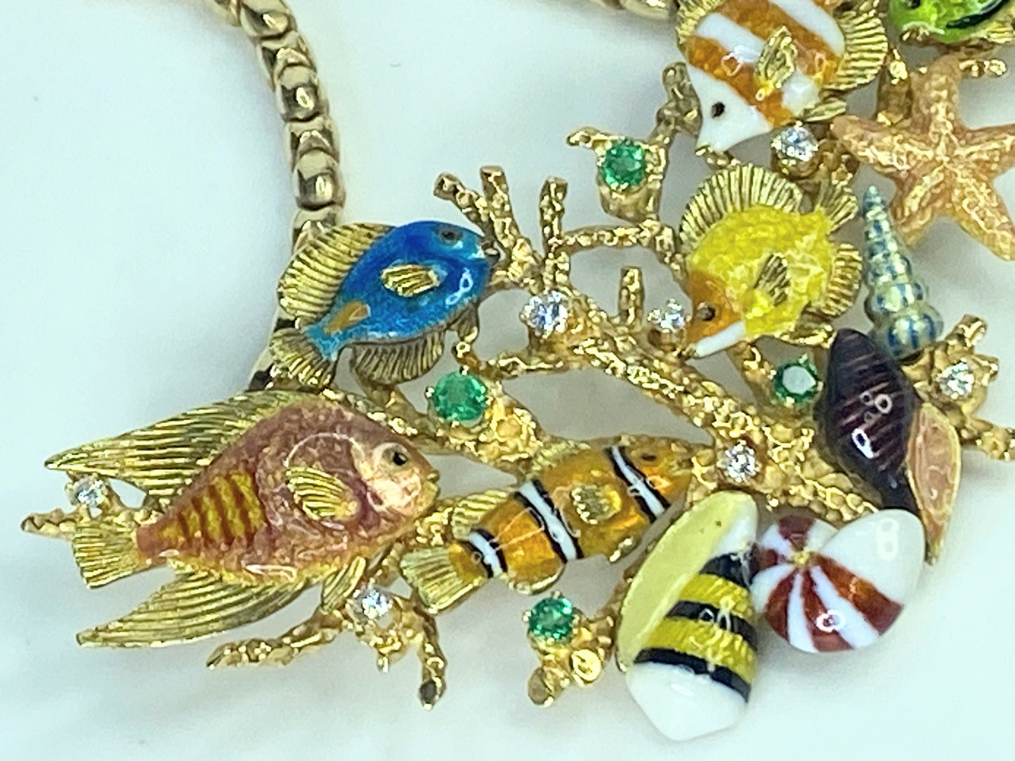 18K gold natural Emerald Diamond Enamel Colored Fish Necklace by Kabali JR884