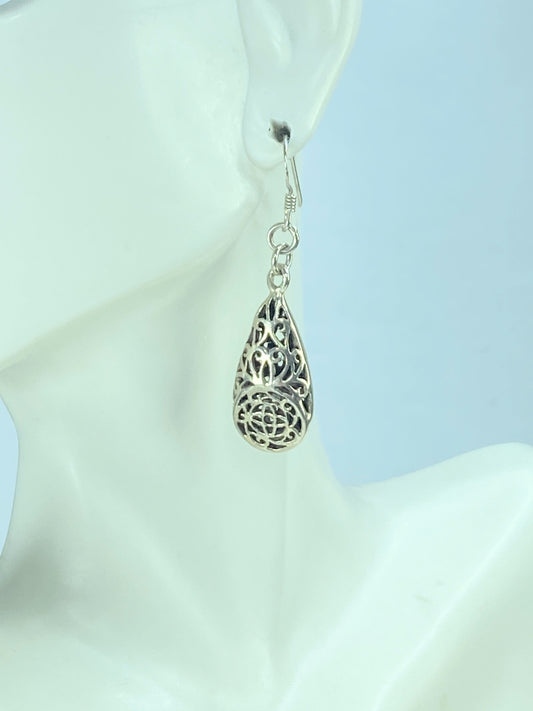 Sterling Floral celtic Filigree long teadrop hanging earrings 1 7/8" 7.3g JR890