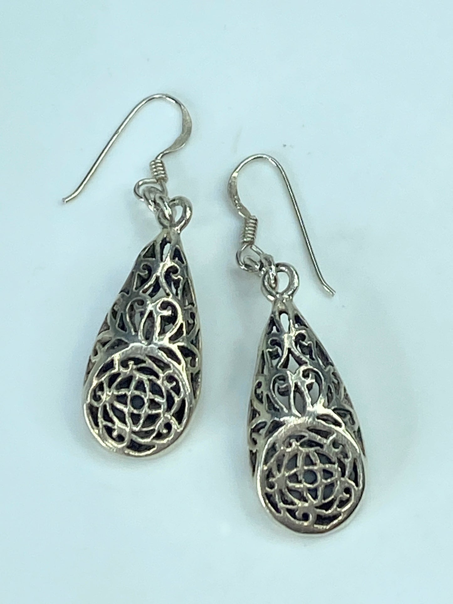 Sterling Floral celtic Filigree long teadrop hanging earrings 1 7/8" 7.3g JR890