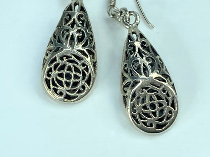 Sterling Floral celtic Filigree long teadrop hanging earrings 1 7/8" 7.3g JR890