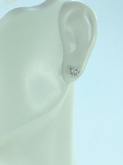 Platinum 0.22ct Round brilliant Solitaire Diamond stud earrings JR9790