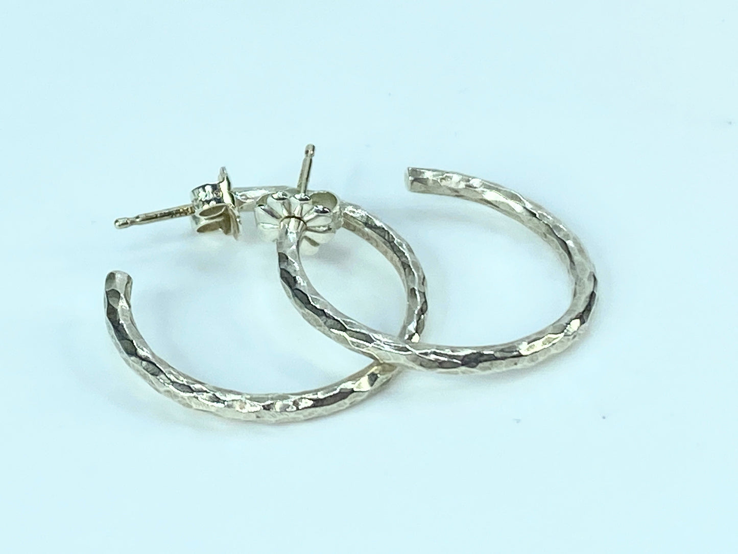 Tiffany & Co. Hammad 2.0mm Hoop Earrings 24.0mm 3.9g JR9627