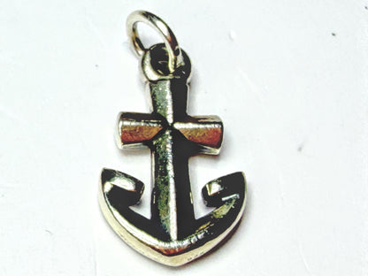 James Avery Retired Sterling Silver Mini Anchor Charm with box JR2126