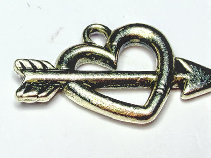 James Avery Retired Sterling Silver Heart & Arrow Charm With box JR2147