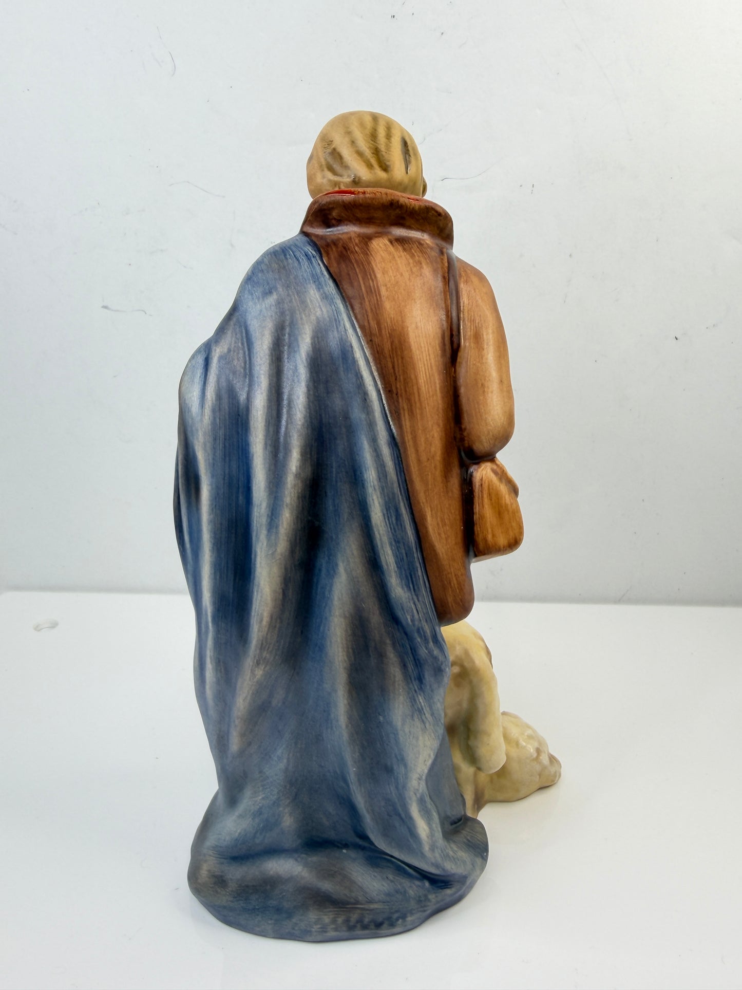 Hummel #214/f/I nativity Shepherd standing with sheep large 7" TMK-5 A837