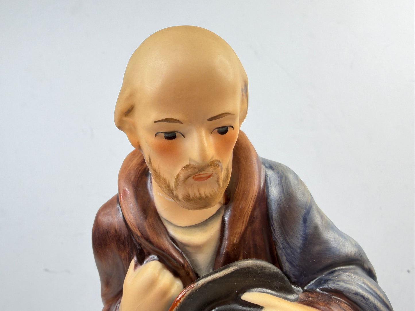 Hummel #214/f/I nativity Shepherd standing with sheep large 7" TMK-5 A837