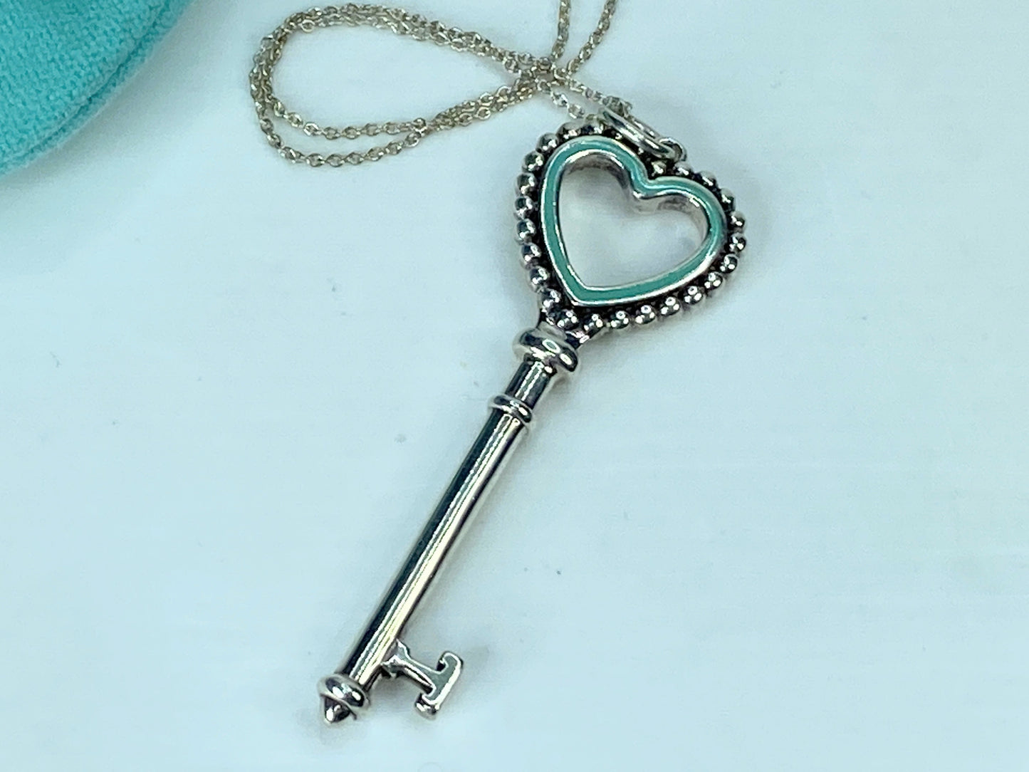 Tiffany Sterling Silver Enamel Beaded Heart Key Pendant Necklace Blue 16" JR896