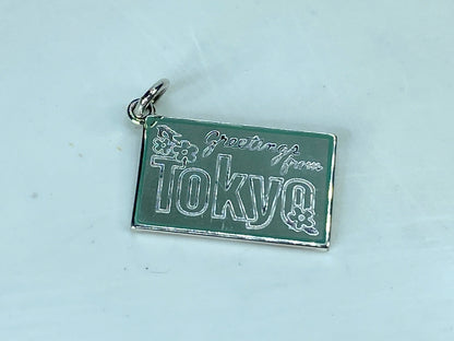 Tiffany & Co. Enamel "Greetings from Tokyo" Postcard Charm 4g 22x14.3mm JR898