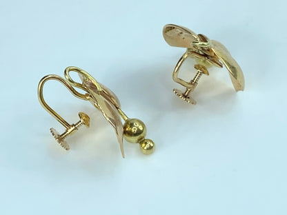 Signed 14K yellow gold Vine leaf berry screw on earrings 5.6g JR9651