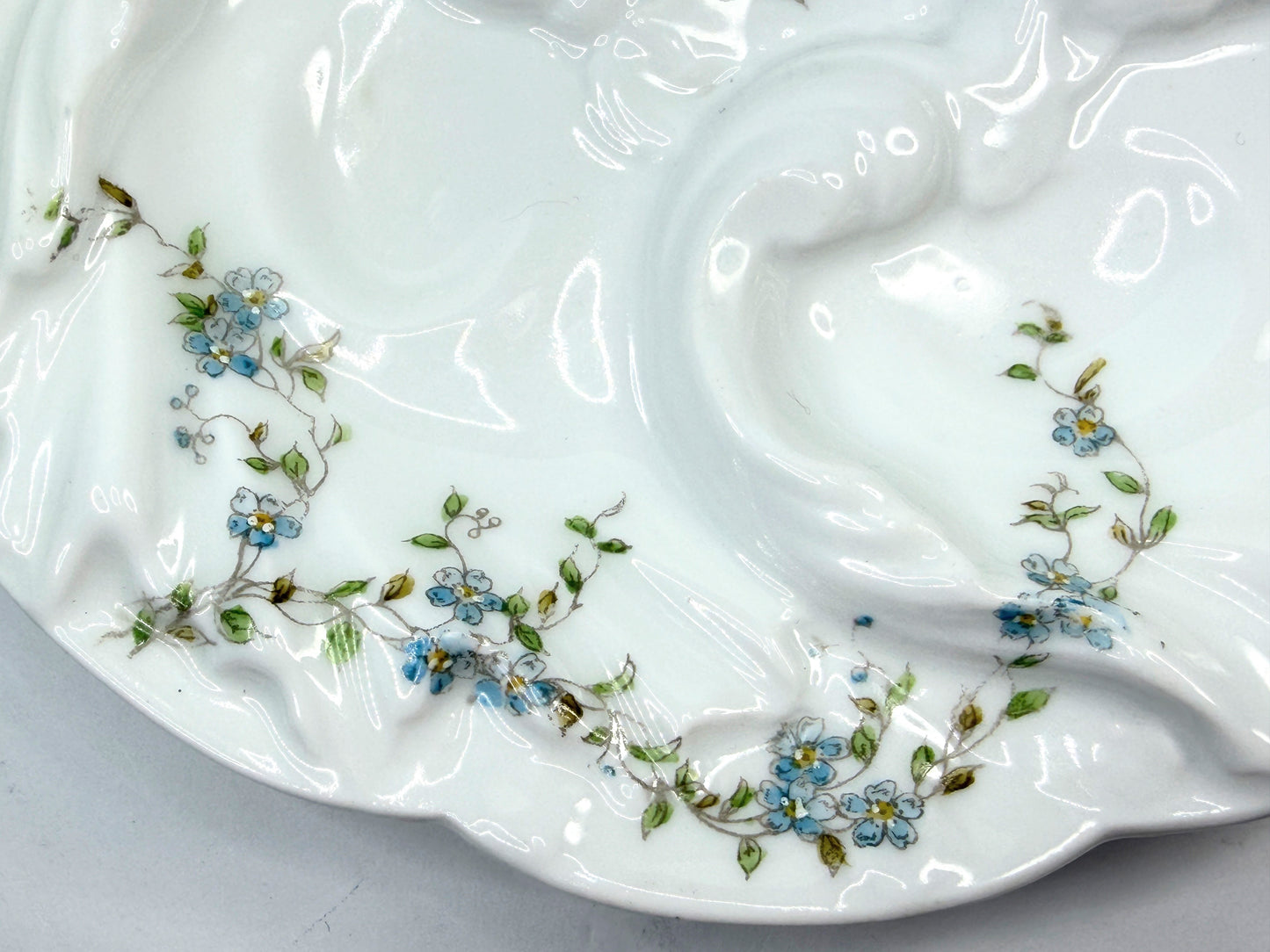 Antique Haviland Limoges Forget-Me-Not Oyster Plate A835
