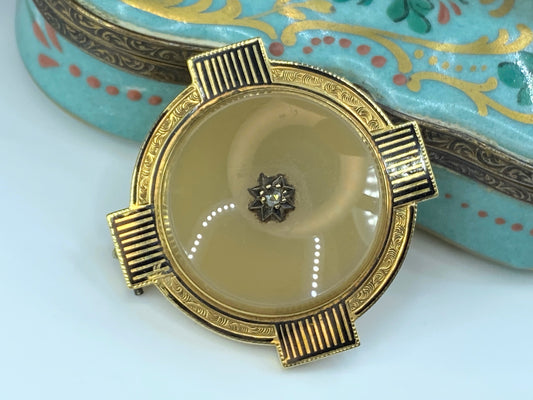 Antique Agate Old European Diamond Enamel brooch in 14K gold