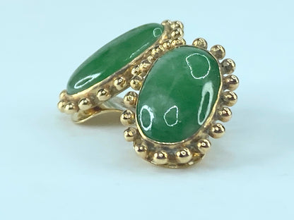 c1960s 14K Yellow Gold Jadite & gold bead Clip-On Earrings 5/8" x3/8" 4.6g JR482