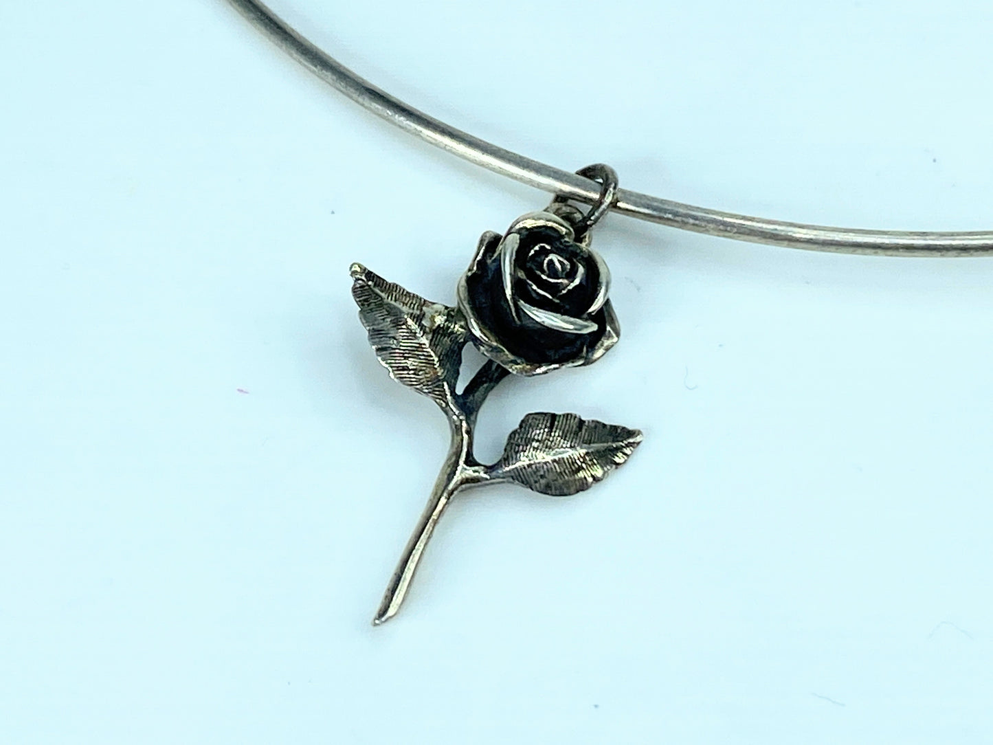 James Avery Sterling Silver 925 Hammered Choker Collar Necklace W/ Rose JR915
