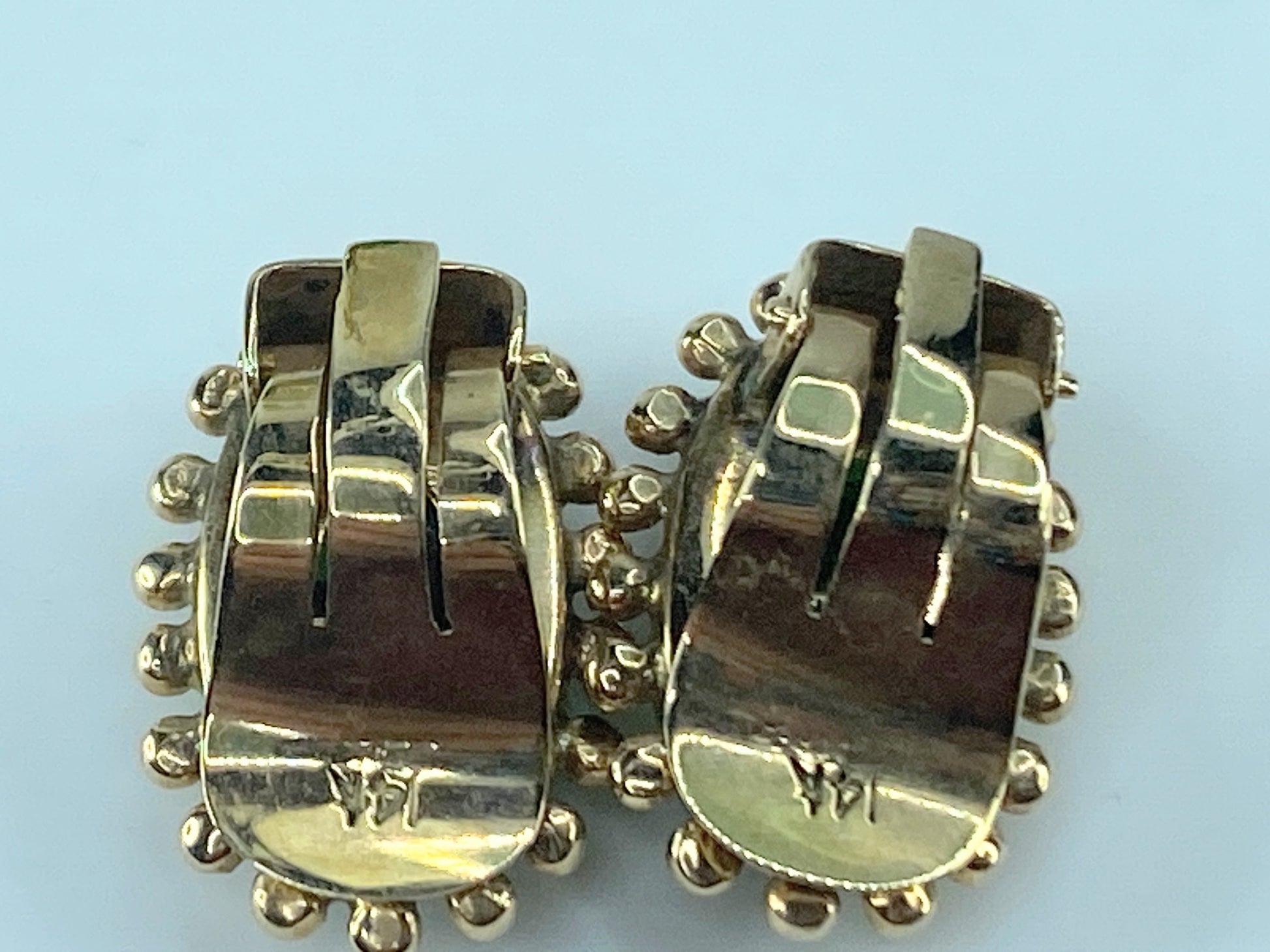 c1960s 14K Yellow Gold Jadite & gold bead Clip-On Earrings 5/8" x3/8" 4.6g JR482