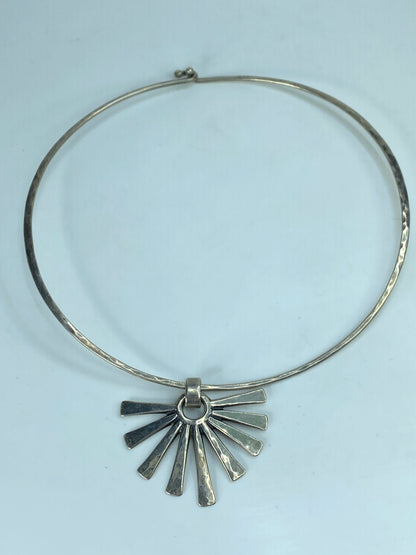 James Avery Sunburst Pendant Hammered Hook-on Neck Wire pouch 26.5g 15"JR916