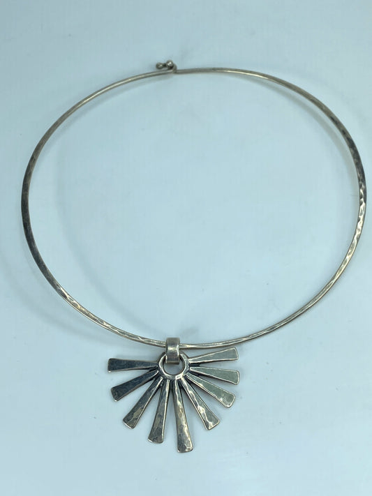 James Avery Sunburst Pendant Hammered Hook-on Neck Wire pouch 26.5g 15"JR916