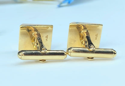 Tiffany & Co. 14K gold ribbed Cufflink w/pouch