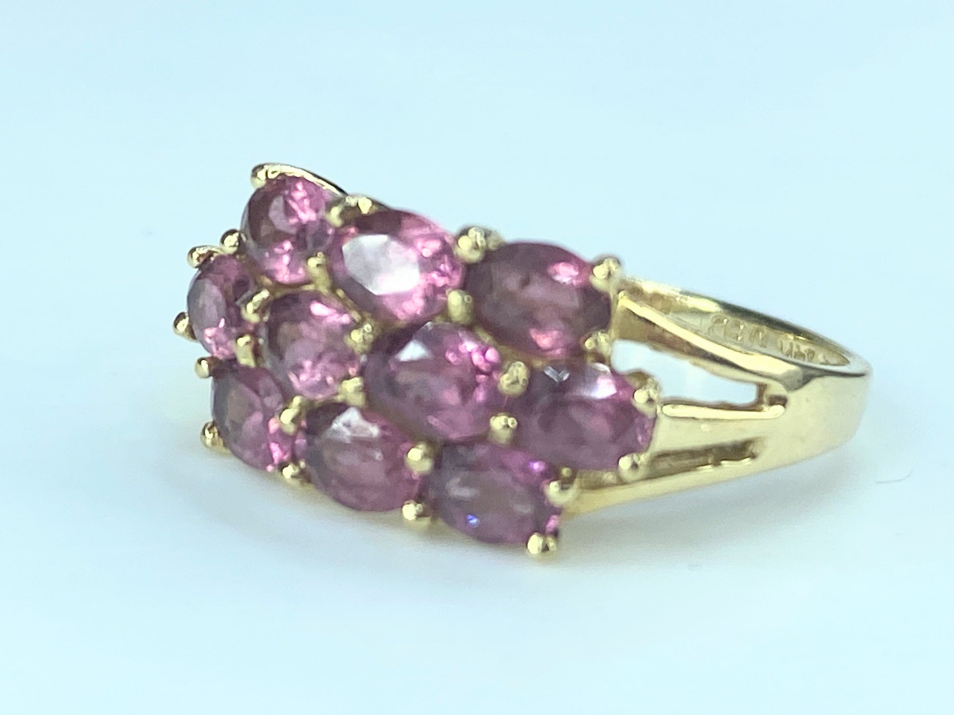 14K yellow gold natural oval Garnet cluster ring s6.75 4.9g JR468