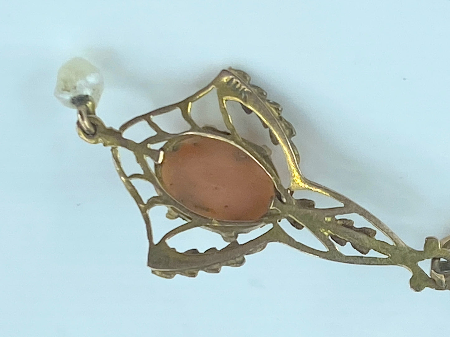 MId century 10K Coral cameo freshwater cultured pearl filigree necklace JR489